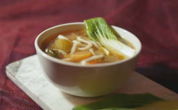 Slanučký hovädzí vývar s kurkumou – ozajstný nutri drink
