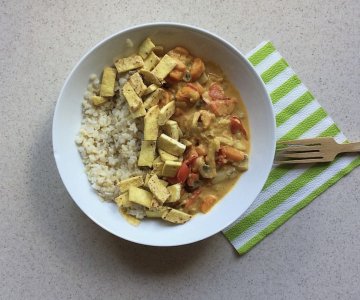 Jednoduchá rastlinná smotanová omáčka s tofu
